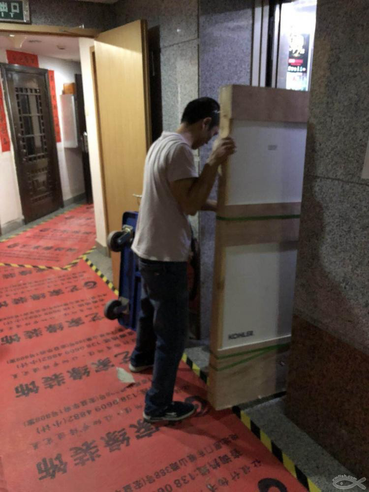 一家四口期盼已久的浴缸入場啦！歡迎你丫！